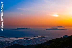 Le isole Egadi viste da Erice (© Foto di Pietro Nicosia)